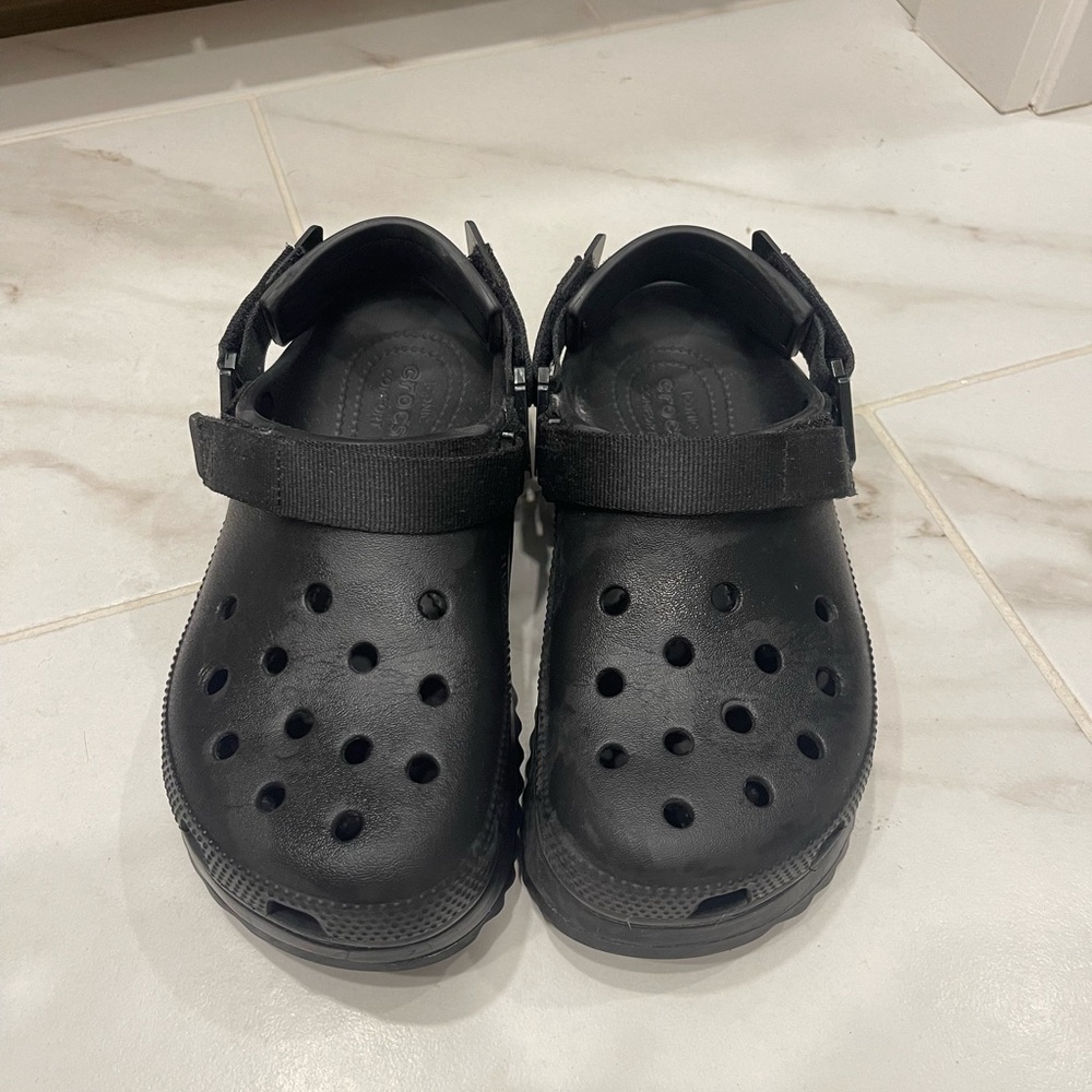 Platform Crocs - Picture 2 of 5